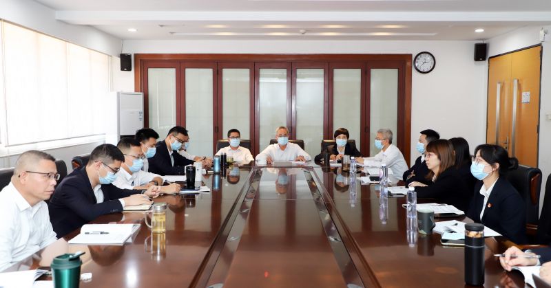 华南公司迅速传达学习物资公司第一次党员代表大会精神.jpg